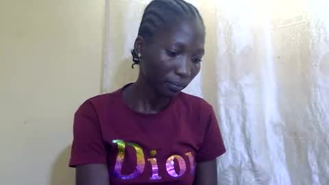 Snapshot of slim_kiteey chatting on May 27, 10:45 am slim_kiteey online show from May 27, 10:45 am
