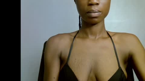 Snapshot of slim_petitqueen chatting on April 25, 5:54 pm Alice online show from April 25, 5:54 pm