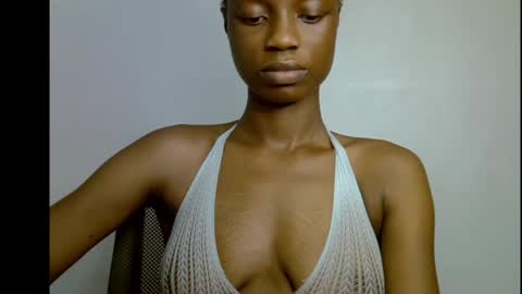 Snapshot of slim_petitqueen chatting on April 28, 7:41 pm Alice online show from April 28, 7:41 pm