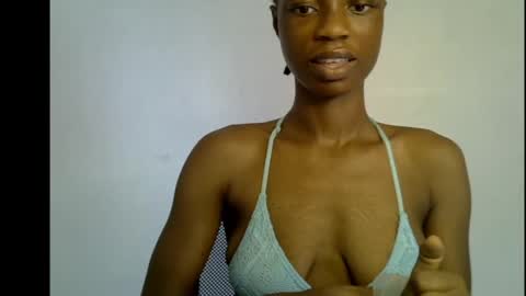 Snapshot of slim_petitqueen chatting on April 30, 8:09 am Alice online show from April 30, 8:09 am