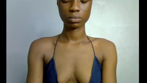 Snapshot of slim_petitqueen chatting on May 3, 5:19 pm Alice online show from May 3, 5:19 pm