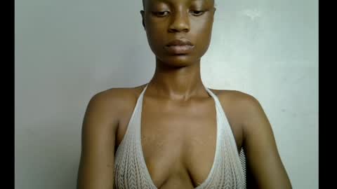 Snapshot of slim_petitqueen chatting on May 4, 7:54 pm Alice online show from May 4, 7:54 pm