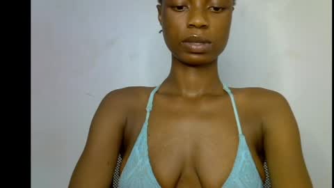 Snapshot of slim_petitqueen chatting on May 22, 5:18 pm Alice online show from May 22, 5:18 pm