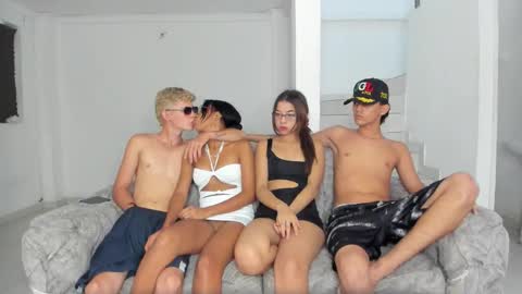 boy without tattoo Bryan -- with tatto Alan - New girl harper online show from November 12, 8:30 pm