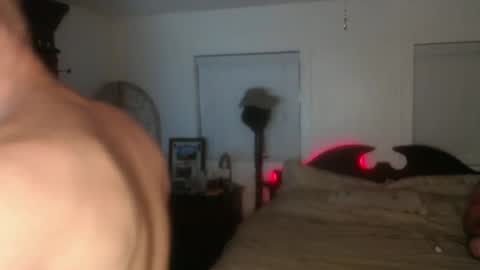 Snapshot of slimbice chatting on December 21, 3:13 am slim bilove online show from December 21, 3:13 am