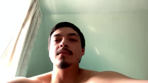 Snapshot of slimjayys chatting on March 31, 8:42 pm slimjayys online show from March 31, 8:42 pm