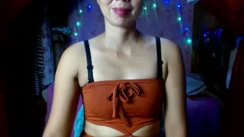 Snapshot of slimlady2023 chatting on December 5, 8:33 am Anna online show from December 5, 8:33 am