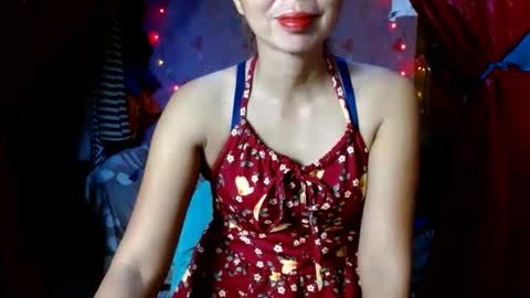 Snapshot of slimlady2023 chatting on December 22, 2:17 am Anna online show from December 22, 2:17 am