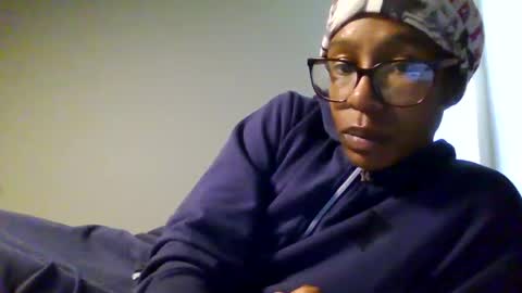 Snapshot of slimmmgooodiexoxo chatting on December 3, 4:50 pm slimmmgooodiexoxo online show from December 3, 4:50 pm