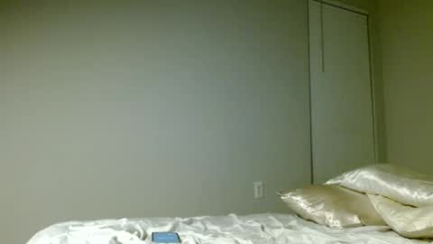 Snapshot of slimmmgooodiexoxo chatting on December 4, 12:08 am slimmmgooodiexoxo online show from December 4, 12:08 am