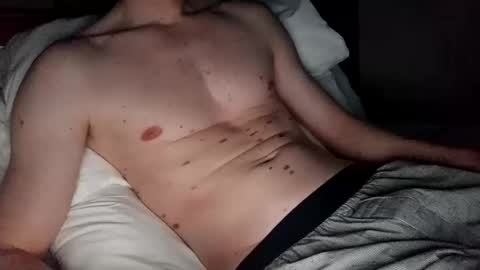 Snapshot of slimnlean chatting on February 5, 3:34 am slimnlean online show from February 5, 3:34 am