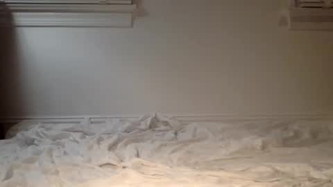 Snapshot of slimsmoothsubboy chatting on January 25, 12:48 am slimsmoothsubboy online show from January 25, 12:48 am