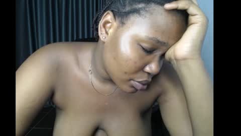 Snapshot of slimy_cunt chatting on December 2, 1:25 am Jemila online show from December 2, 1:25 am