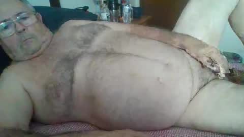 Snapshot of slippery_duck chatting on November 3, 7:48 pm slippery_duck online show from November 3, 7:48 pm