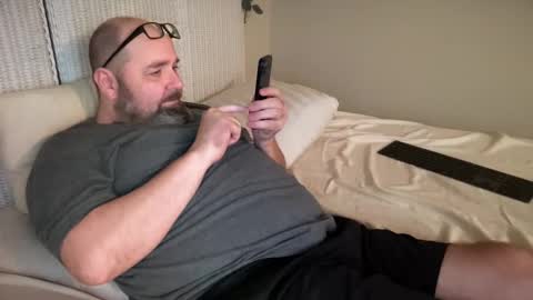 Snapshot of slut_slave_cfnm chatting on October 5, 4:11 am slut online show from October 5, 4:11 am