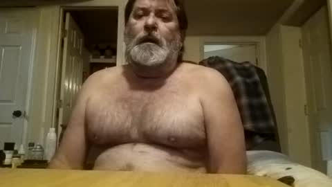 Snapshot of slutbreeze101 chatting on June 16, 4:31 pm slutbreeze101 online show from June 16, 4:31 pm