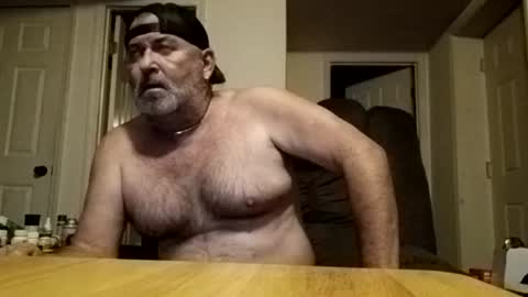 Snapshot of slutbreeze101 chatting on July 5, 1:34 am slutbreeze101 online show from July 5, 1:34 am