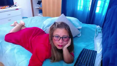 Snapshot of slutdirty1xxx chatting on June 27, 11:59 am Slutdirtyxxx online show from June 27, 11:59 am