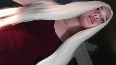 Snapshot of slutty_hannaxx chatting on July 1, 12:29 pm slutty_hannaxx online show from July 1, 12:29 pm