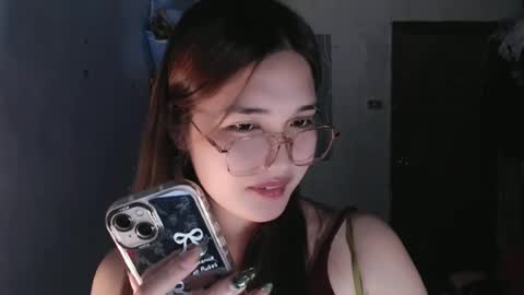 Snapshot of slutty_hannaxx chatting on July 2, 5:52 pm slutty_hannaxx online show from July 2, 5:52 pm