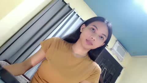 CHIE CHIE online show from February 26, 6:12 am