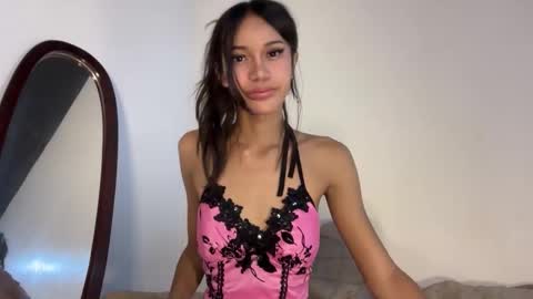 Snapshot of sluttykaye chatting on October 1, 4:07 am Fansly SluttyKaye -DONT FORGET TO FOLLOW AND THUMBS UP online show from October 1, 4:07 am