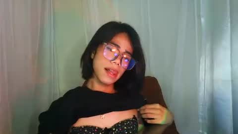 sluttypatotie online show from October 17, 4:37 am