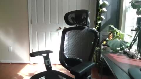 sluttyputtyxxx online show from April 14, 1:50 pm