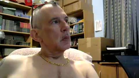 Snapshot of sluttyslave81 chatting on July 22, 5:54 am sluttyslave81 online show from July 22, 5:54 am