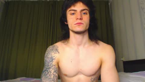 Gus online show from November 29, 3:59 pm