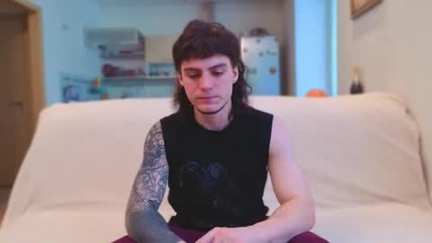 Gus online show from February 20, 9:54 am