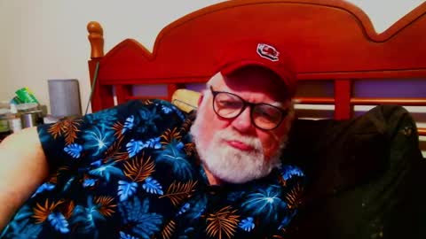 Snapshot of slydevil_sc chatting on January 29, 7:00 pm Sly online show from January 29, 7:00 pm