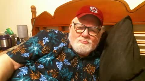 Snapshot of slydevil_sc chatting on February 19, 11:25 pm Sly online show from February 19, 11:25 pm