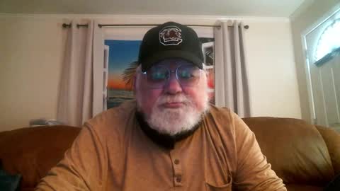 Snapshot of slydevil_sc chatting on March 23, 6:01 pm Sly online show from March 23, 6:01 pm