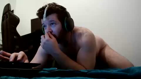 Snapshot of smallcock2850 chatting on November 15, 2:42 am smallcock2850 online show from November 15, 2:42 am