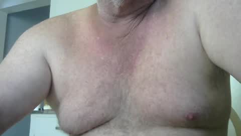 Snapshot of smalldickdjk chatting on July 20, 1:35 pm smalldickdjk online show from July 20, 1:35 pm