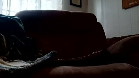 Snapshot of smalldickmattyp chatting on June 28, 6:14 pm smalldickmattyp online show from June 28, 6:14 pm