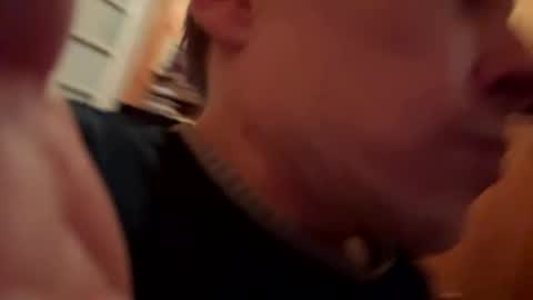 Snapshot of smalldream666 chatting on October 4, 7:12 pm PIST PIST online show from October 4, 7:12 pm