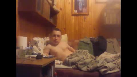 Snapshot of smalldream666 chatting on February 24, 7:12 pm PIST PIST online show from February 24, 7:12 pm