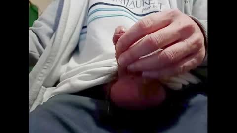 Small Hairy Uncut online show from January 17, 8:44 pm