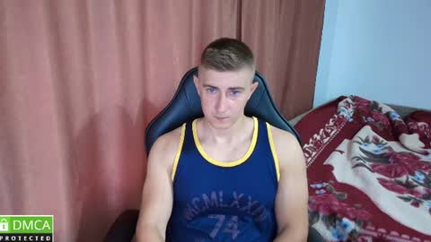 Snapshot of smanking22 chatting on June 12, 9:08 am smanking22 online show from June 12, 9:08 am