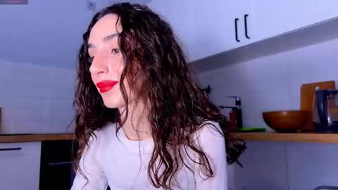 Elizabeth online show from February 19, 9:16 am