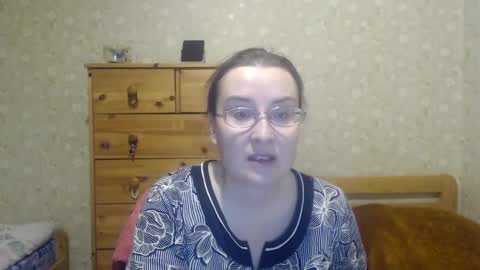 smart_rose online show from February 6, 2:15 pm