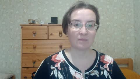 smart_rose online show from April 3, 3:21 pm