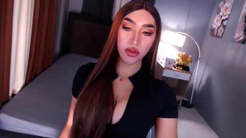 Snapshot of smasherqueen chatting on April 8, 1:11 pm smasherqueen online show from April 8, 1:11 pm