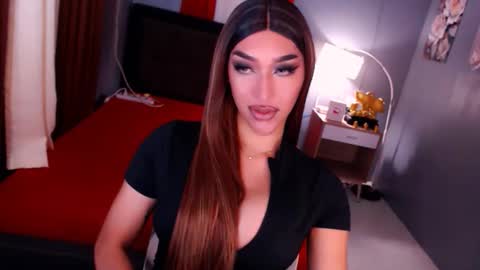 Snapshot of smasherqueen chatting on April 23, 12:29 pm smasherqueen online show from April 23, 12:29 pm