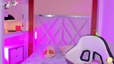 smile__1 online show from September 16, 6:42 pm