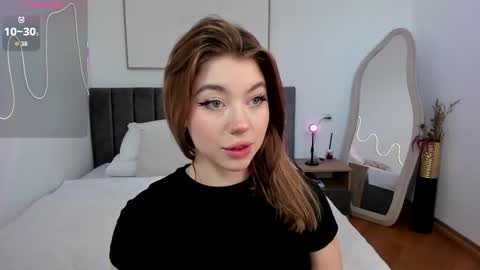 Snapshot of smilegirliza chatting on March 2, 5:08 am liza online show from March 2, 5:08 am