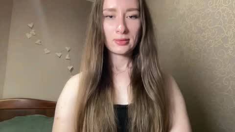 smilequeen_ online show from October 11, 6:39 pm