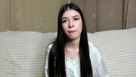 Snapshot of smilesviktoria chatting on July 7, 3:05 pm Victoria online show from July 7, 3:05 pm